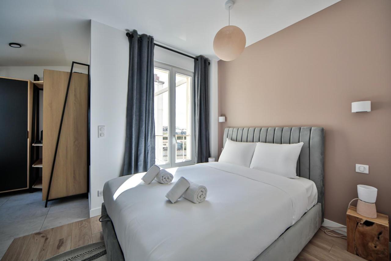 Arc De Triomphe/Palais Des Congres/Amazing View Apartment Paris Luaran gambar